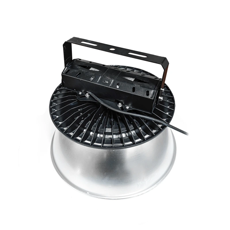 den-ufo-150w-chieu-sang-kho Đèn ufo 150w chiếu sáng kho