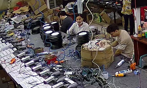 Nhà máy sản xuất đèn LED nhà xưởng ufo 250w